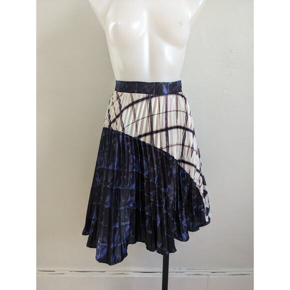 The Lines in Between Size XS Accordion Pleated Midi Skirt Black Tan Striped - Picture 2 of 10